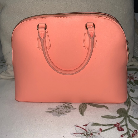 a new day Handbags - Coral dome handbag❤️💗💜